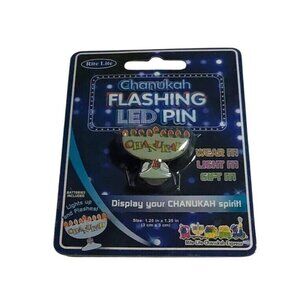 Hanukkah Flashing Pin New Sealed Chanukah Menorah Light Up Button Jewish Pride